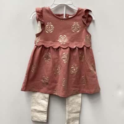  Rachel Zoe Kids  Size 2 dress/Pants set with gold foil detailing 