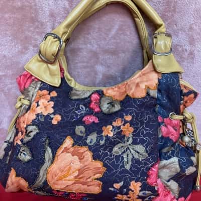  Women's Floral Beaded Cloth  Handbag Multicoloured 