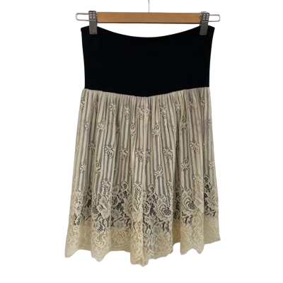Rien Womens  Size M Shorts Black  / Off White 