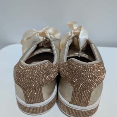 Top End Pluma Champagne women's sneakers