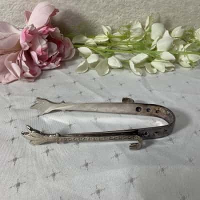 Vintage Parmount Plate EPNS A1 Decorative Pattern Sugar Tongs  / Ice Tongs