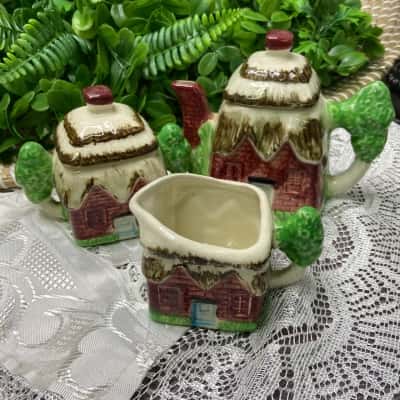 Vintage Japanese Handpainted Cottage ware Tea Set