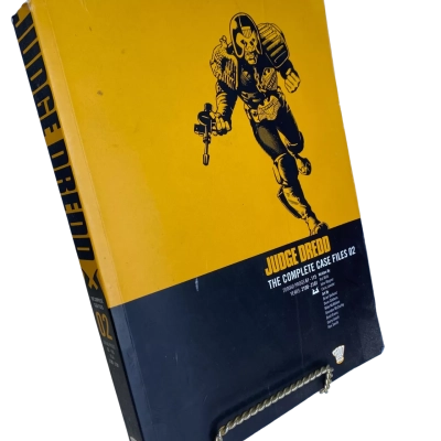 Judge Dredd The Complete Case Files 02 Graphic Novel