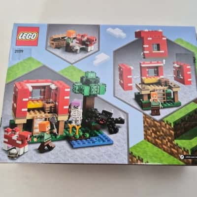 Lego mindcraft 21179 the mushroom house