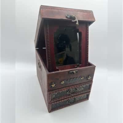 Vintage Asian Jewelry Box