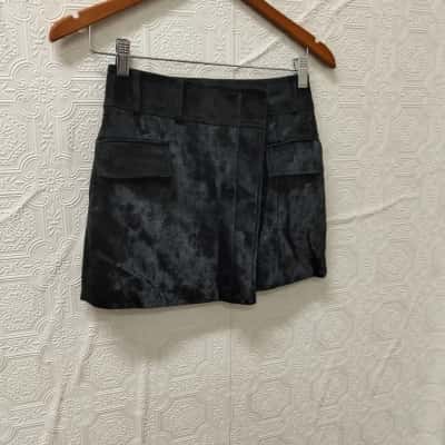  Locionne Womens  Size XS Black Skirt VGUC 