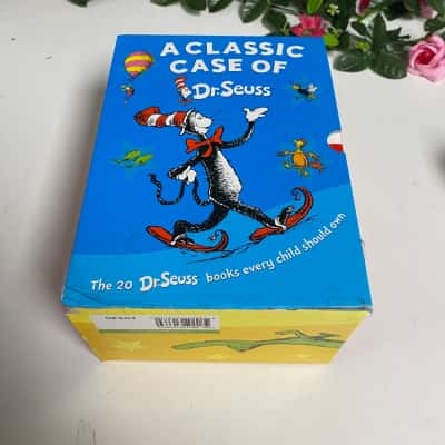 A Classic Case of Dr Seuss 20 Book Collection - see description 