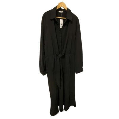 City Chic Womens  Size XL Cocktail Dress / Long Sleeve Dress Black  