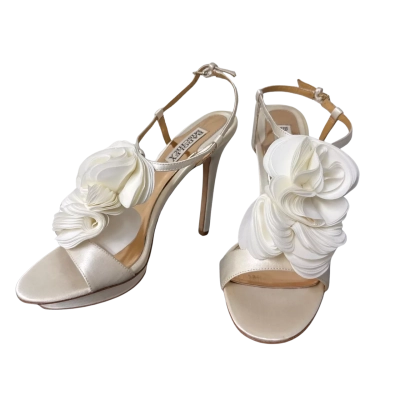  Badgley Mischka Vera Cuoio Size 8M Heels Champagne 