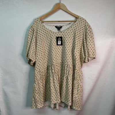 beme Womens  Size XL 3/4 Sleeve Top 