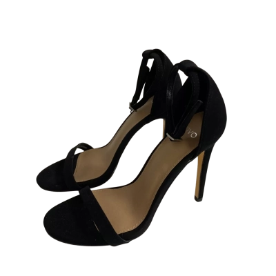 Novo Womens  Size 7 Merril Stiletto Heels Black 