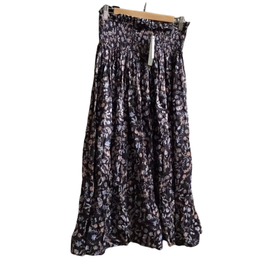 Susan Womens  Size 10 Floral Skirt