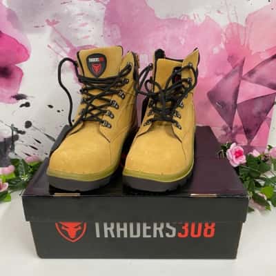 Brand new Traders 308 Work Boots - Size 7