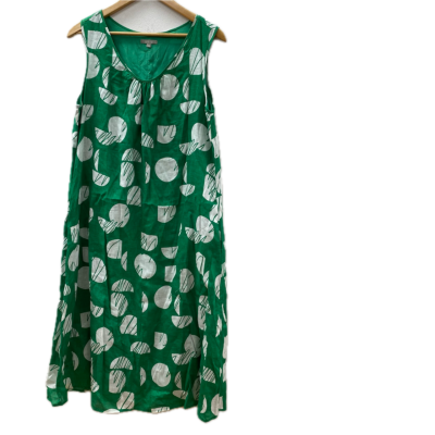 Yarra Trail Womens  Size 14 Green / White dress 