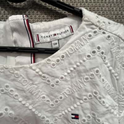 Tommy Hilfiger Kids  girls Size 8 Dresses & Skirts White 