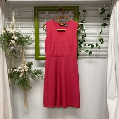 Jacqui-E Womens  Brand New With Tags 100% Cotton Size 8 Broderie Anglaise Sleeveless Dress  Coral Pink
