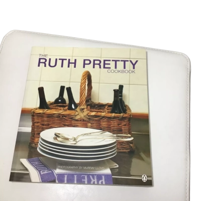 Penguin THE RUTH PRETTY COOKBOOK. 30 X 20 CM. Multicoloured