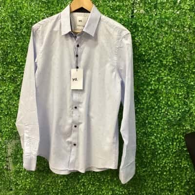 Yd. Mens  Size M Long Sleeve Shirt Blue 