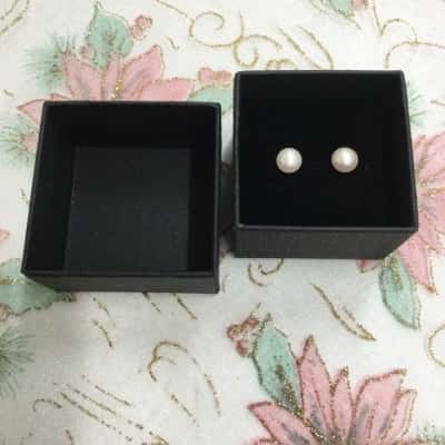 Freshwater Button Pearl Earrings RRP: $200.00