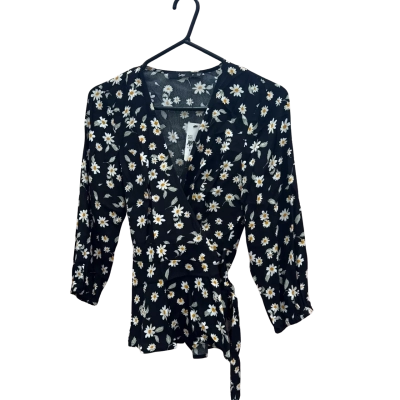 Sportsgirl Womens  Size 8 Black Floral Top 