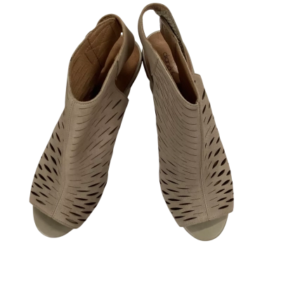 Diana Ferrari Womens  Size 41 Heels Beige 