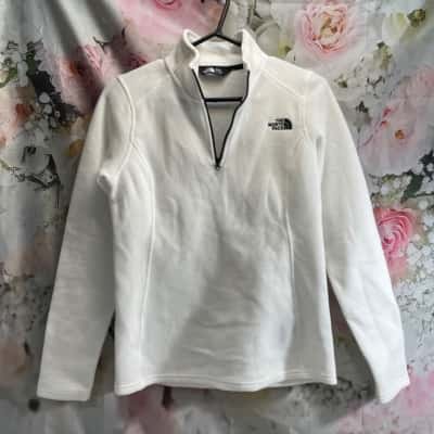 The North Face White Pullover Small 