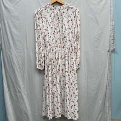 BNWT TREE OF LIFE Floral Midi Dress Size L