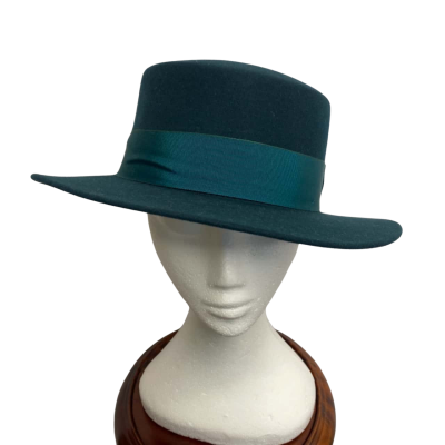 Helen Kaminski Womens  Size M Fedora Green 