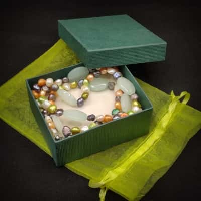Very Unusual Various Coloured Real Pearls & Jade look Spacers 66cm Necklace In Gift Box & Green Organza Bag