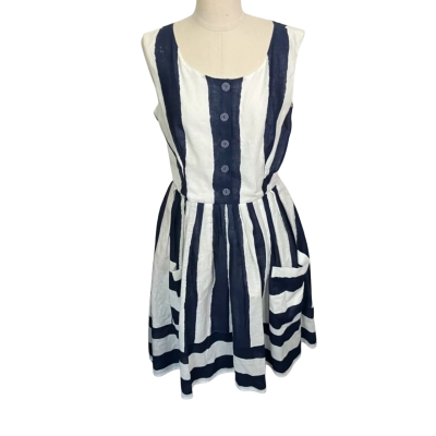  Womens  Size 12 Navy Blue / White 