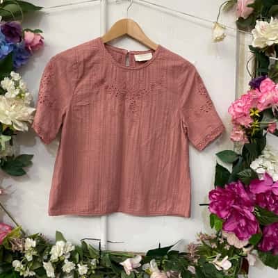 Auguste The Label Womens  Size 6 Cropped Top Pink  