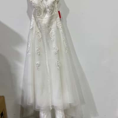 JJ's House Womens  Size 16 Wedding Dress  White 
