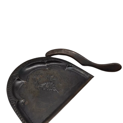 Antique Silent butler crumb tray and brush set 