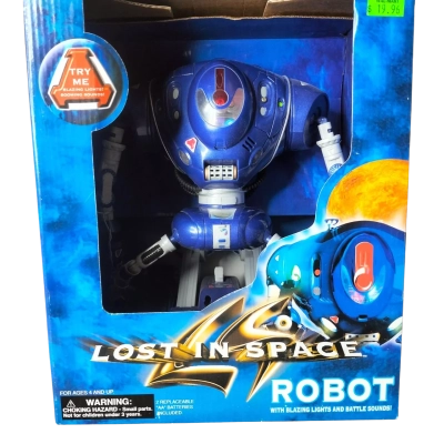 Lost in Space Robot with Blazing Lights and Battle Sounds. Made in 1997 by Trendmasters.