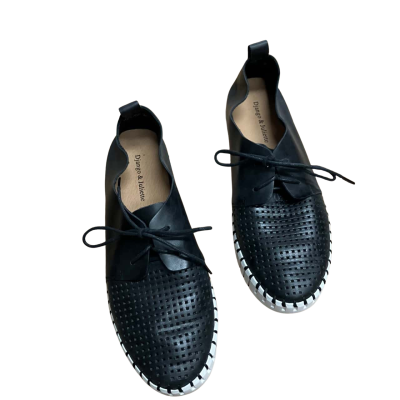 Django & Juliette Huston Shoes  Size 38 Black  