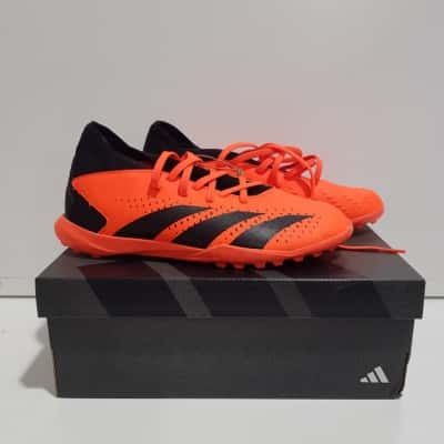 Nike Kids Football Boots size US5