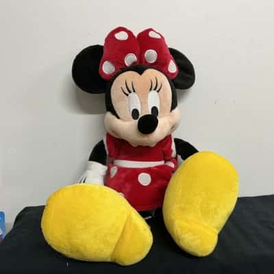 Authentic Original 15 Inch Minnie Mouse Plush Toy WITH TAGS 