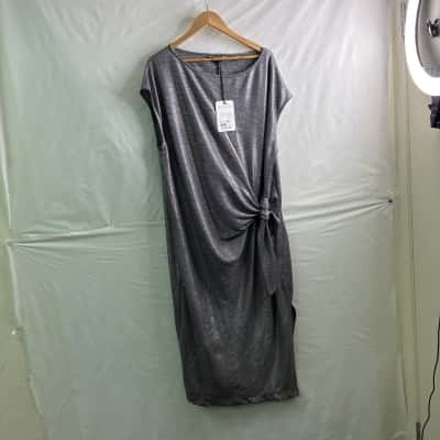 Motto Womens Size 18 Maxi Sleeveless Dress Black / Silver BNWT