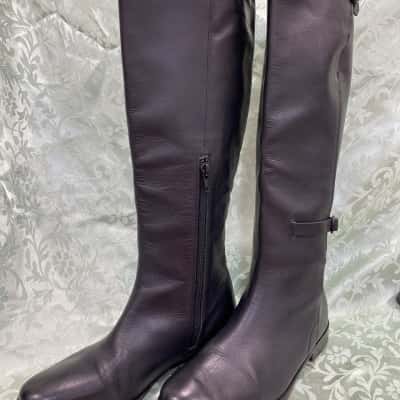 Country Road Womens  Size 6 Black  
