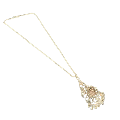  Intricate vintage silver pendant and Necklace