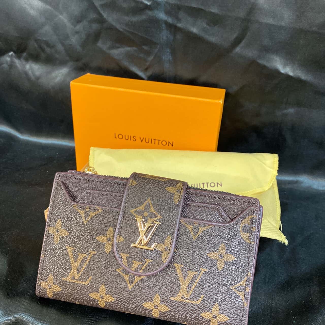 Brand New still in original Box Wallet(s)