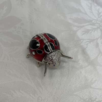 Super Cute Dressing Table Ladybug Clock - Needs Battery