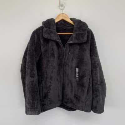 Uniqlo Grey Teddy Fleece Jacket Size XL 