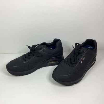 Skechers UNO stand on air wide fit - Size 6