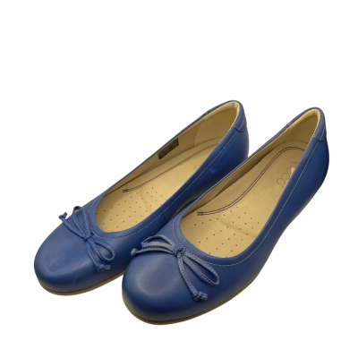 Ecco Womens  Size 39 Flats Blue 