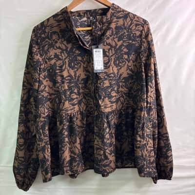 Vero Moda Womens Size L Button Up Top Black / Brown / Floral BNWT