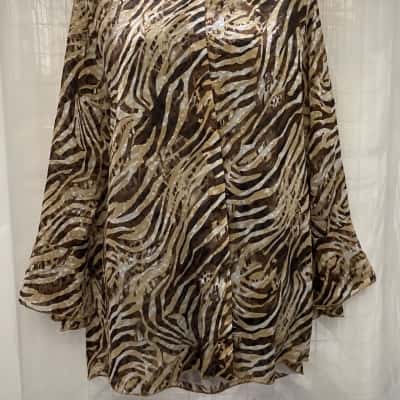 LIZ JORDAN ANIMAL BURNOUT SHIRT IN CHESTNUT  Size 16 - RRP $129.99