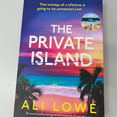 The Private Island, Ali Lowe 