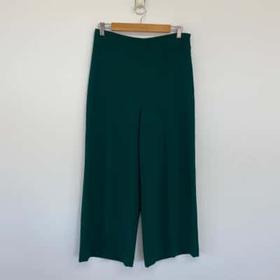 Zara Green Wide Leg Capris Pants  Size M 