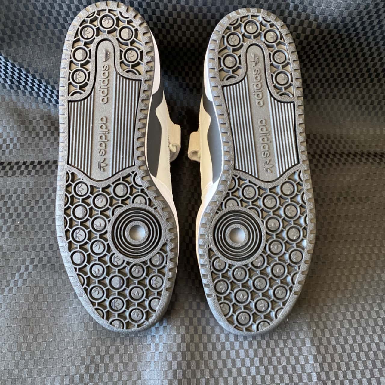 Adidas Forum Low Cloud Basketball Trainers GY9463 Women's(s)